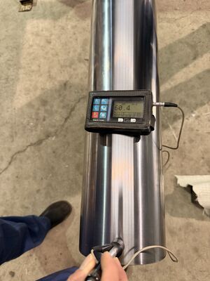 買う CK45 インダクション硬化クロムピストン棒 HRC 55-63 硬さとRa 0.2-0.4 水力シリンダーの表面粗さ オンライン製造
