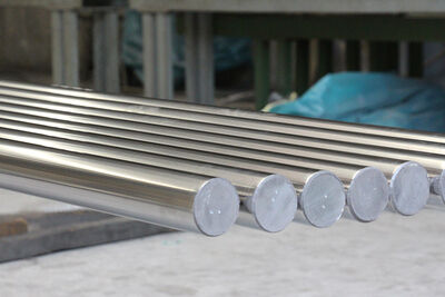 1000mm-8000mm クロムピストン棒 800-1000MPa 張力強度とHRC 60-65 硬さ